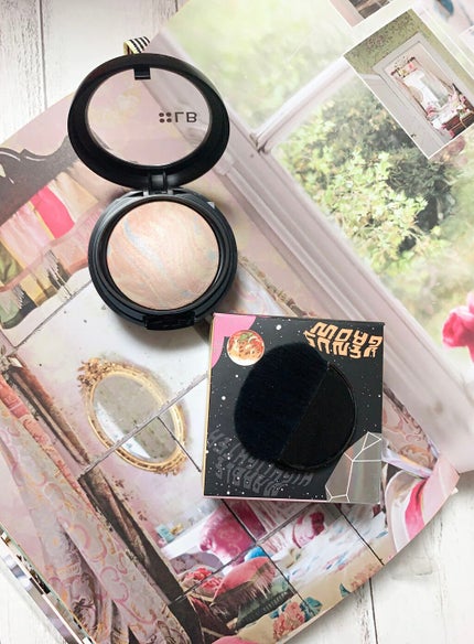 マーブルハイライター/LB/パウダーチークを使ったクチコミ(6枚目)