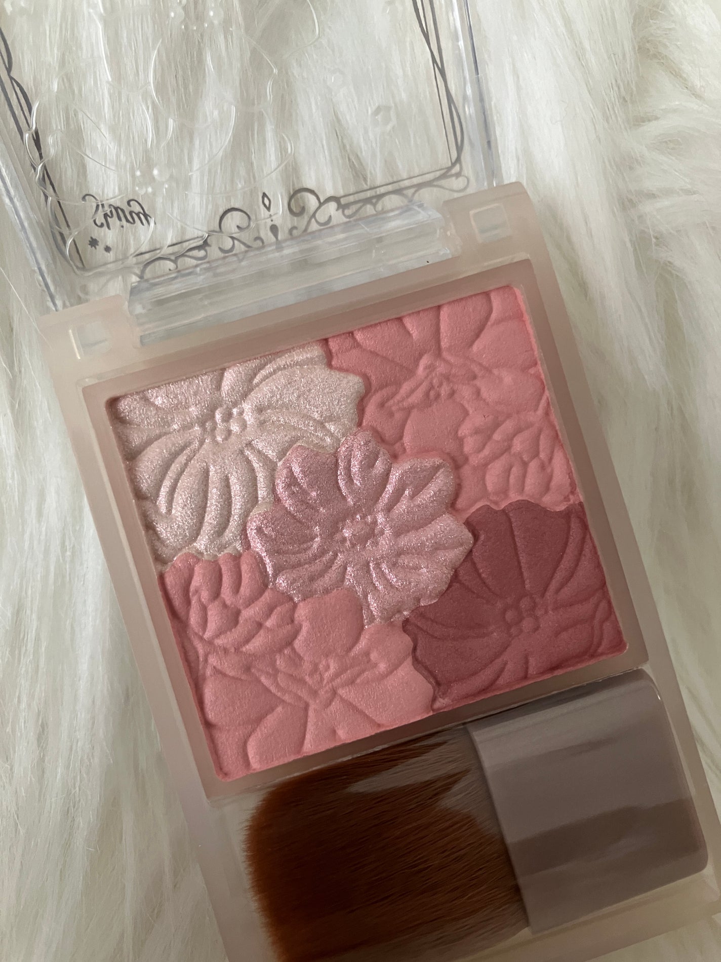 グロウフルールチークス(ブレンドタイプ)/キャンメイク/パウダーチークを使ったクチコミ(3枚目)