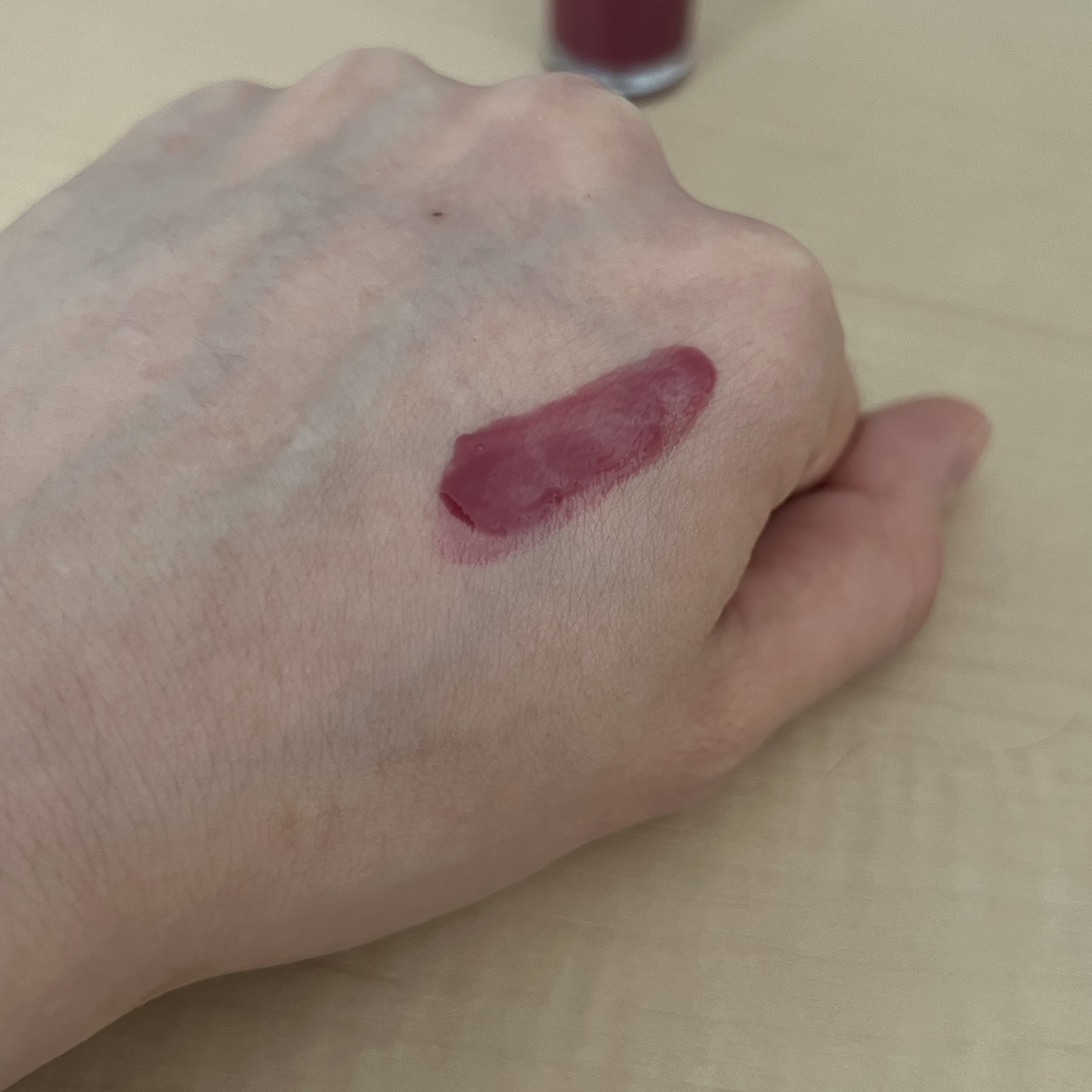 プランピング リップセラム 03 blackcurrant/DECORTÉ/リップ美容液を使ったクチコミ（3枚目）