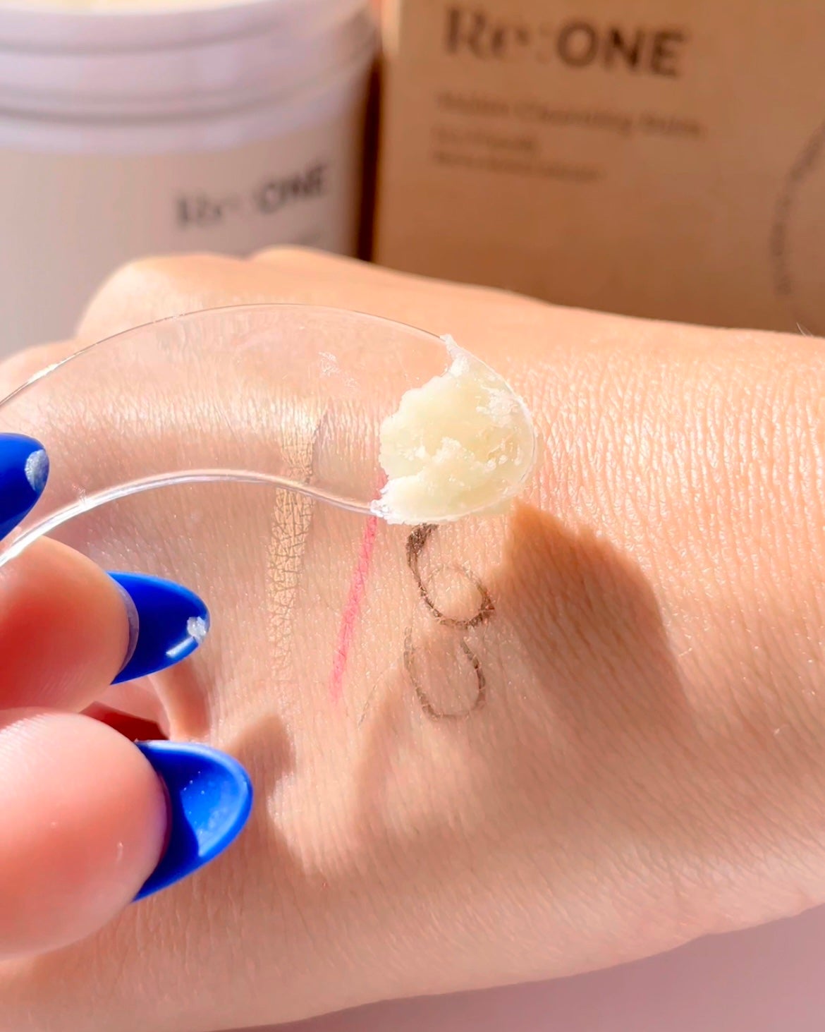 しぃ on LIPS 「リウォンRe.ONEイチゴクレンジングバームを紹介💁🏼♀️イ..」(5枚目)