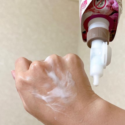 ザ ボディ ぬれた肌に使うボディ乳液 エアリーブーケの香り/ビオレu/ボディミルクを使ったクチコミ(7枚目)