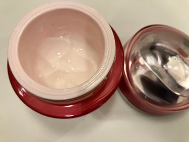 エッセンシャルイネルジャ ハイドレーティング デークリーム 50g/SHISEIDO/フェイスクリームを使ったクチコミ（2枚目）