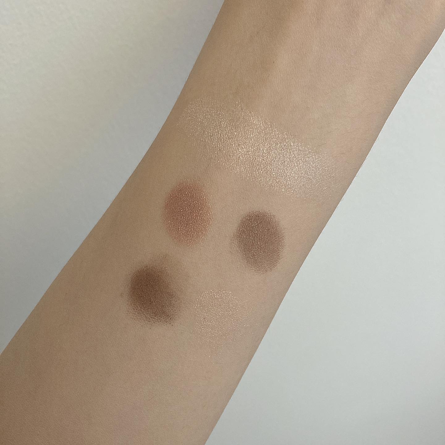 ワンダー スウィート アイシャドウ/リンメル ロンドン/アイシャドウパレットを使ったクチコミ（3枚目）