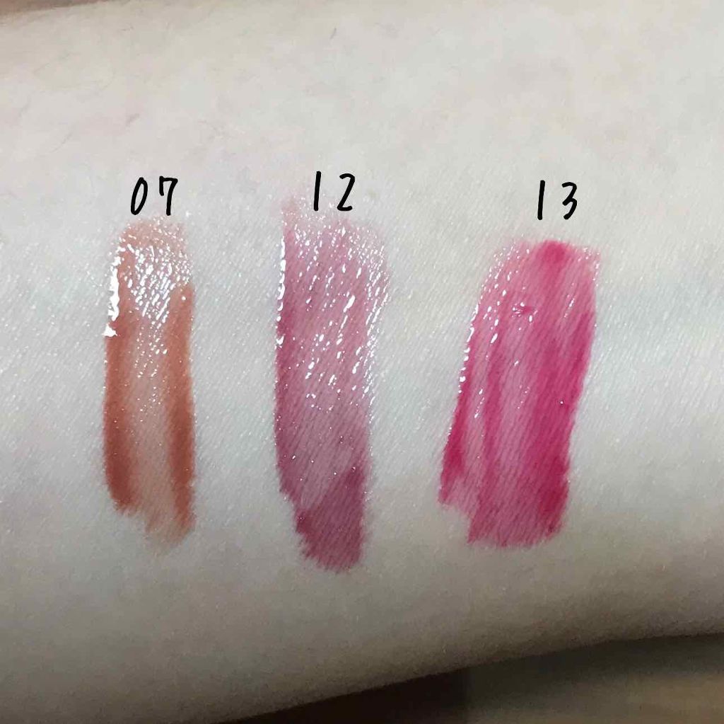 トーン ペタル エッセンス グロス/to/one/リップグロスを使ったクチコミ(3枚目)