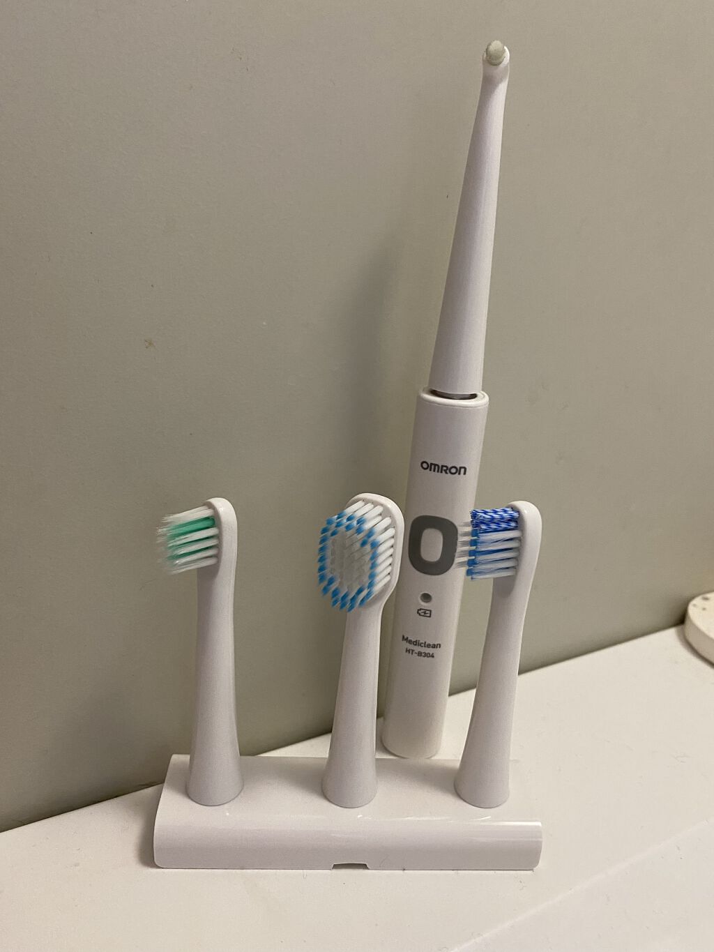 オムロン音波式電動歯ブラシ　HT-BA302/オムロン/電動歯ブラシを使ったクチコミ（1枚目）
