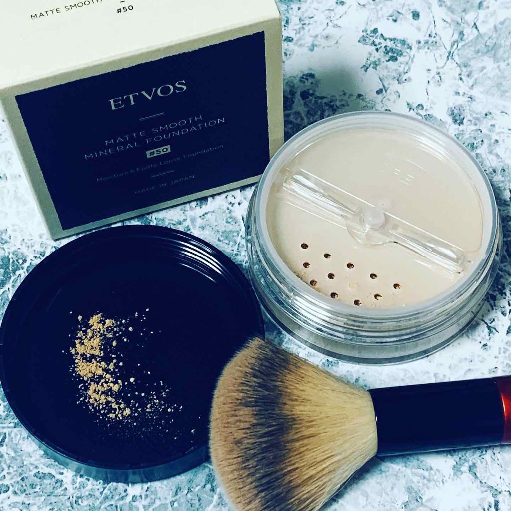 マットスムースミネラルファンデーション/エトヴォス/パウダーファンデーションを使ったクチコミ(2枚目)