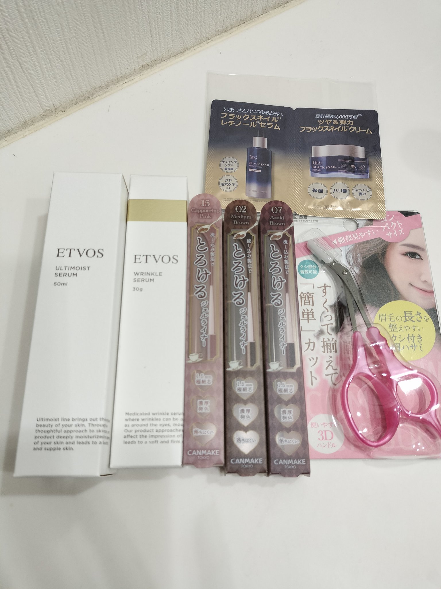 クシ付きマユハサミDX/貝印/その他化粧小物を使ったクチコミ（1枚目）