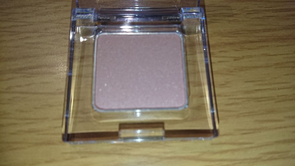 シピエ アイズグラッセ/アヴァンセ/単色アイシャドウを使ったクチコミ(2枚目)