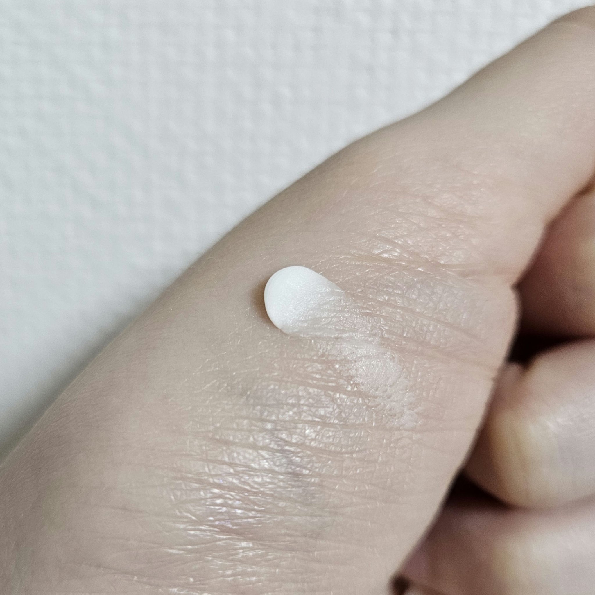 ラスティングマルチアイベース WP/キャンメイク/アイシャドウベースを使ったクチコミ（2枚目）