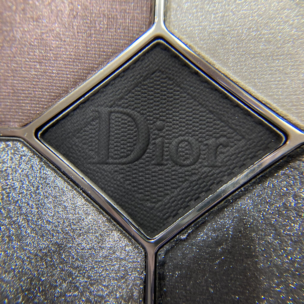 【旧】サンク クルール クチュール 079 ブラック ボウ/Dior/アイシャドウパレットを使ったクチコミ（2枚目）