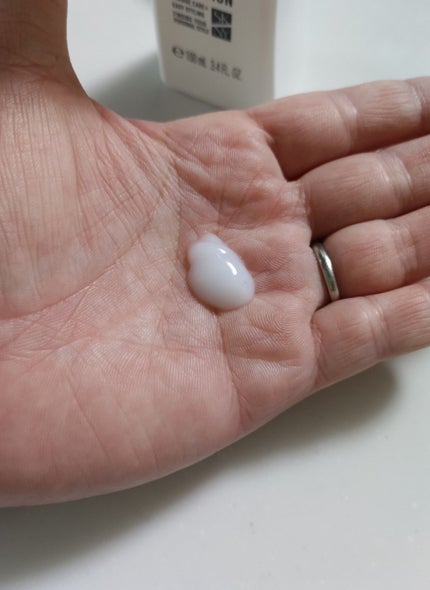 モイスチュアソフニング エマルジョン スムースリペア/スティーブンノル ニューヨーク/ヘアミルクを使ったクチコミ(5枚目)