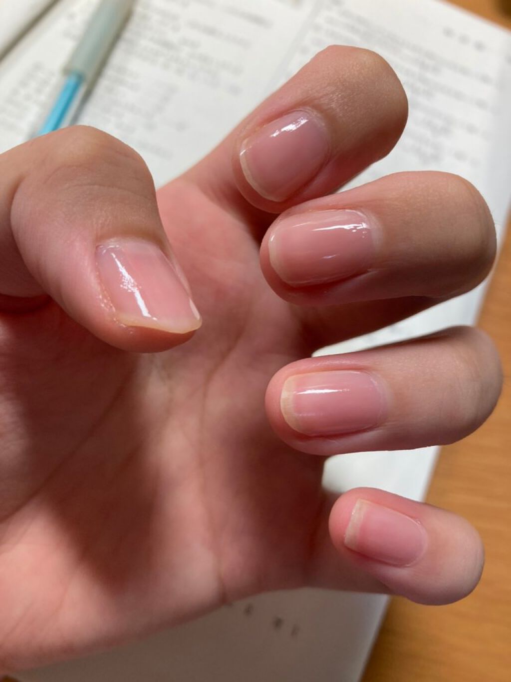 パーフェクトネイルコート グロッシー/M･N･B･B/オールインワンネイルを使ったクチコミ（3枚目）