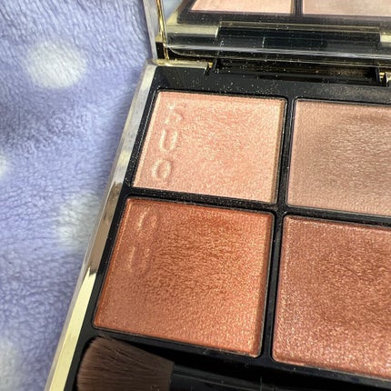 シグニチャー カラー アイズ/SUQQU/アイシャドウパレットを使ったクチコミ(3枚目)