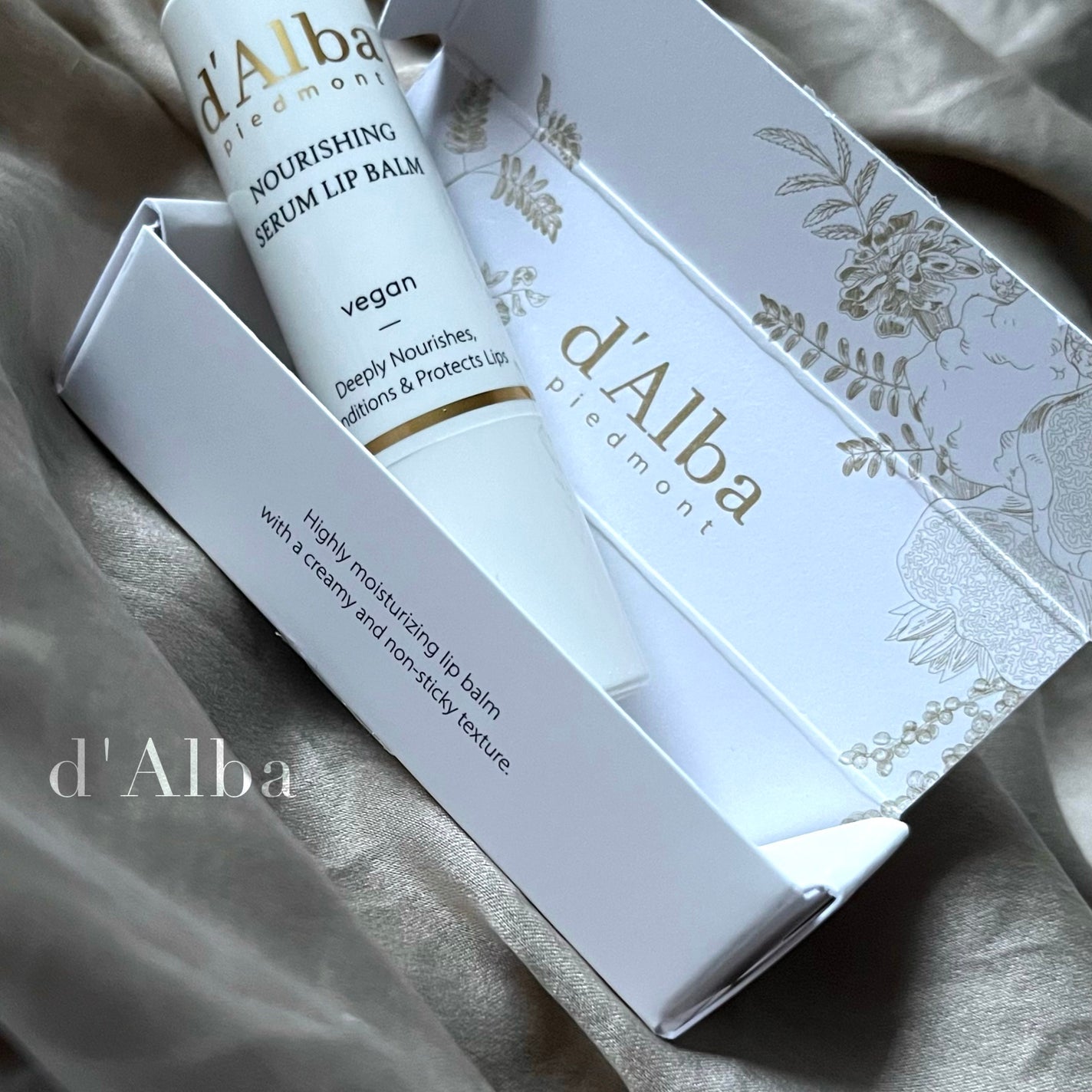 ホワイトトリュフナリシングセラムリップバーム/ダルバ/リップバームを使ったクチコミ(1枚目)