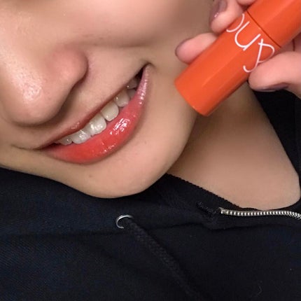 ジューシーラスティングティント/rom&nd/リップティントを使ったクチコミ(3枚目)