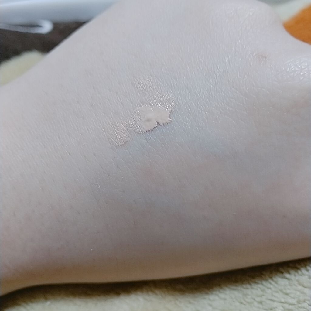 薬用PWコンシーラー ライトベージュ/DHC/リキッドコンシーラーを使ったクチコミ（3枚目）