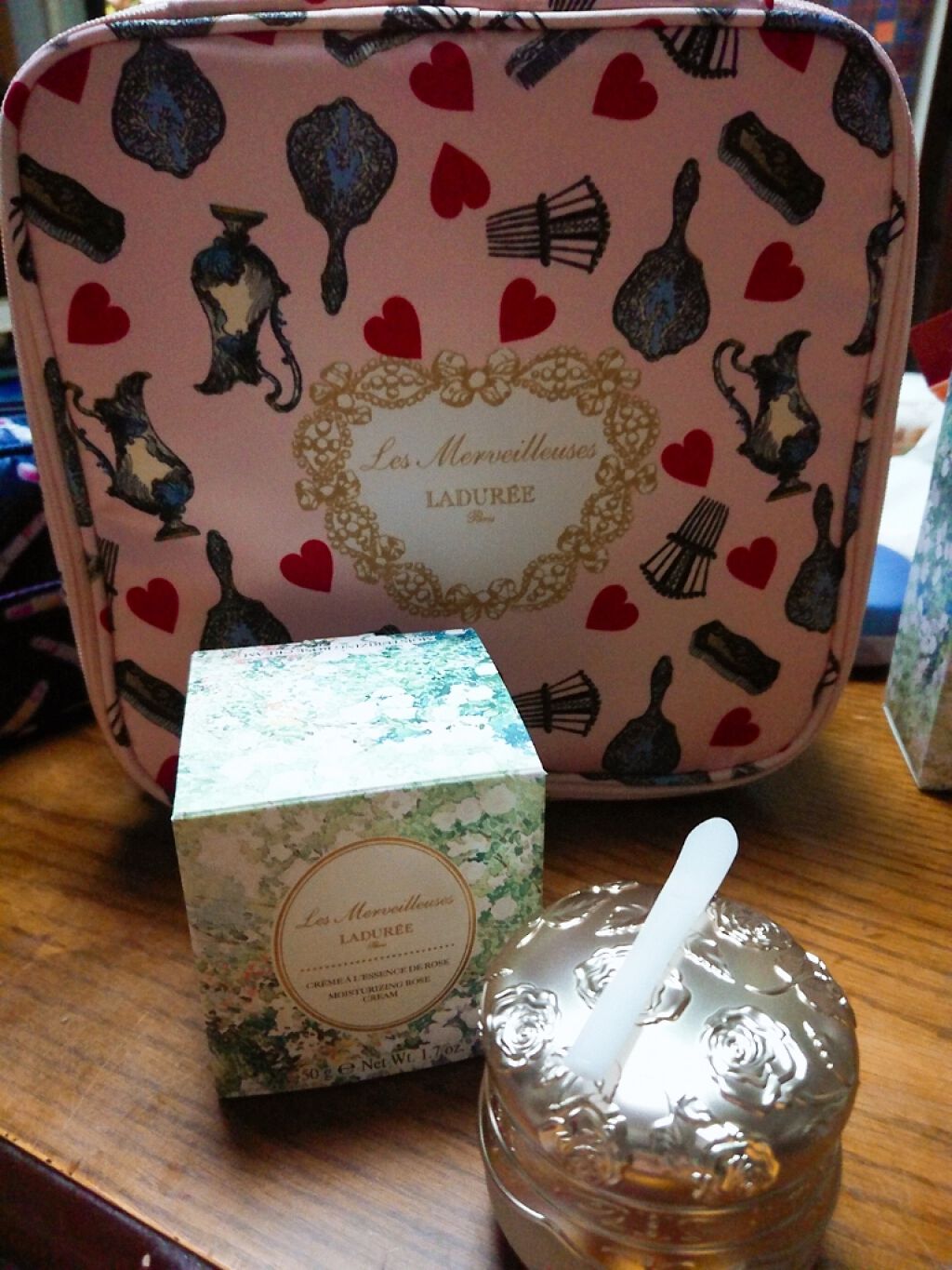 ローズ エッセンス ウォーター/レ・メルヴェイユーズ ラデュレ/化粧水を使ったクチコミ（2枚目）