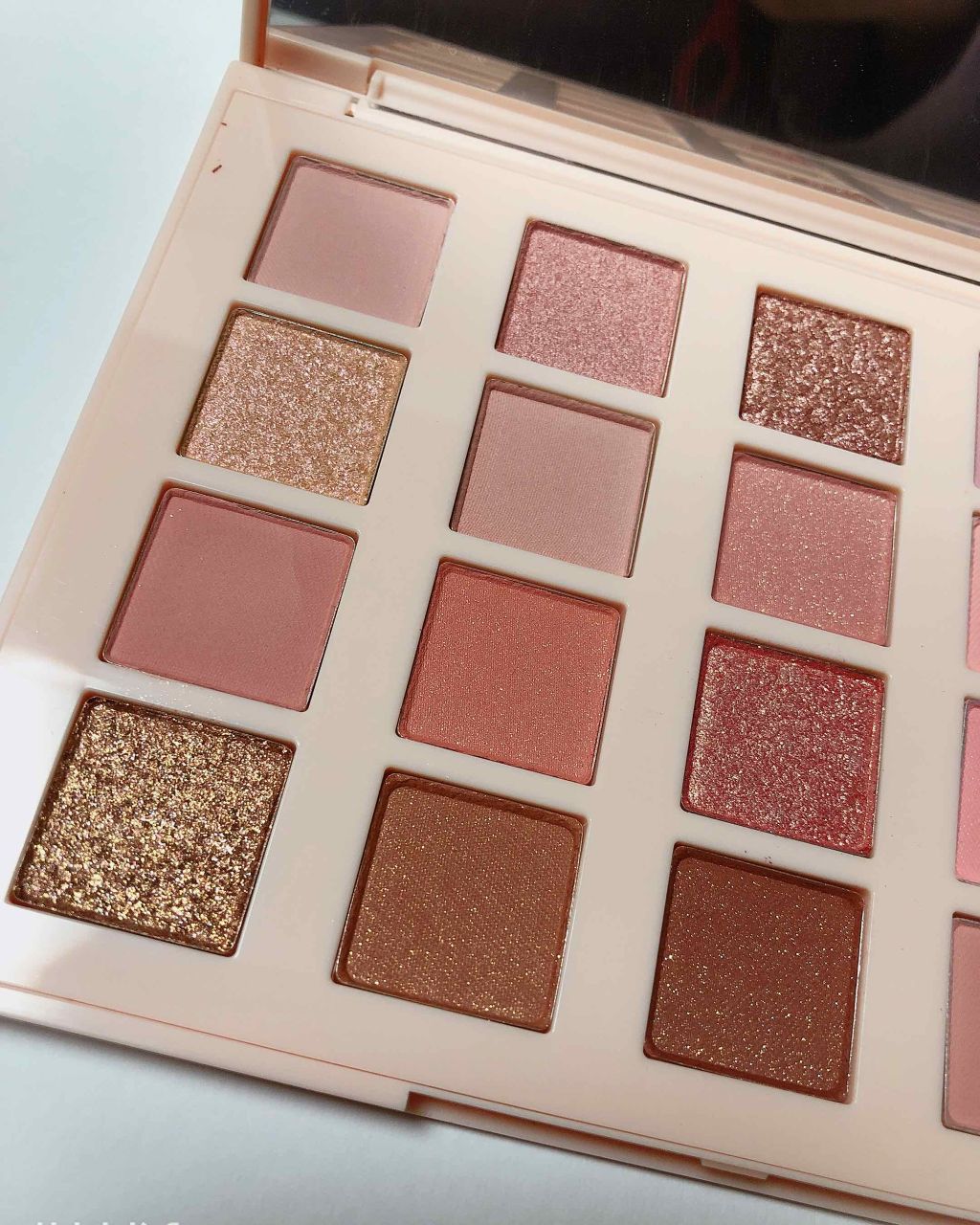 ROSY PIGGY PALATTE/innisfree/アイシャドウパレットを使ったクチコミ（3枚目）