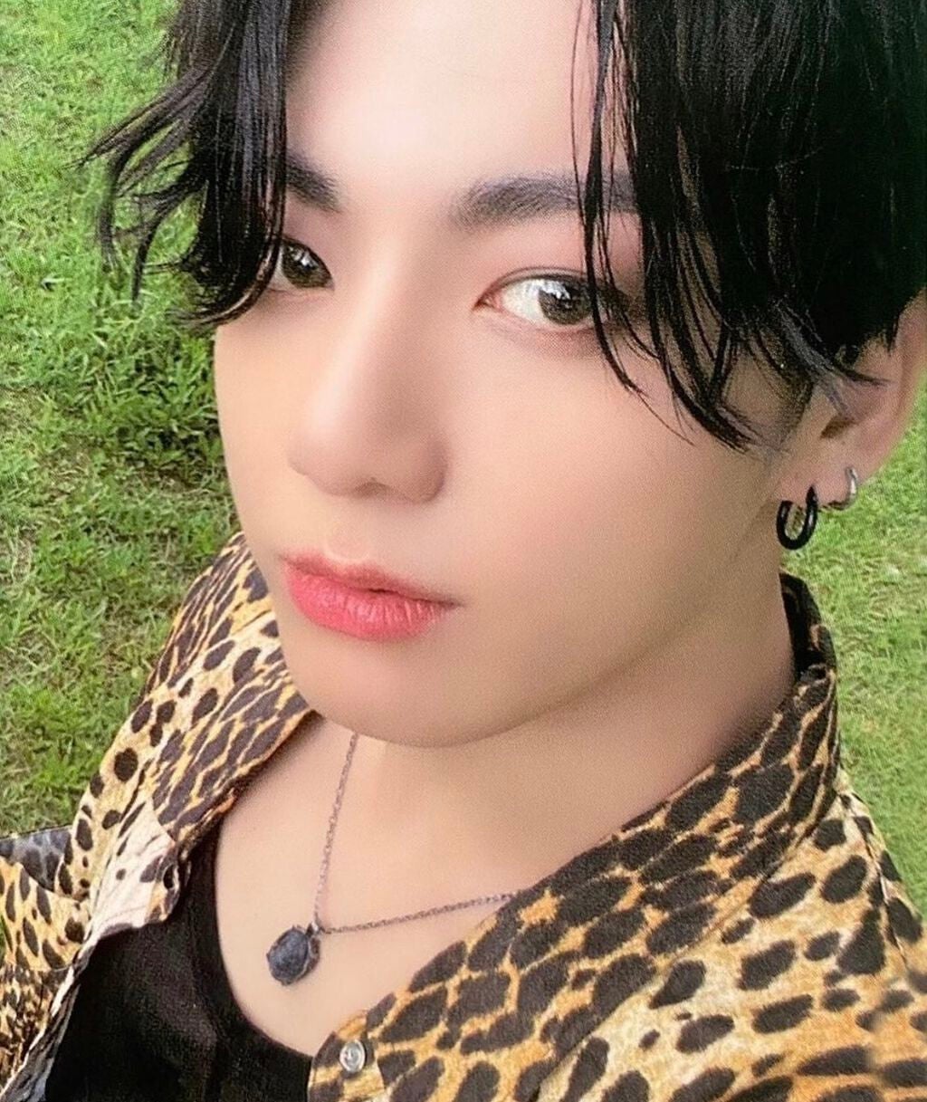 Y U R I on LIPS 「わたしのおし今日の投稿は、私の推しを紹介します!アプリの投稿と..」(1枚目)