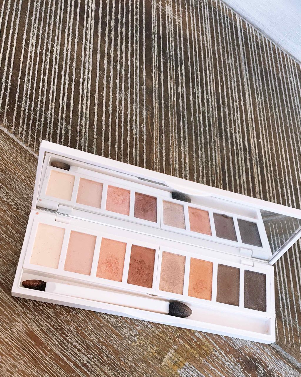 ○☁️ るぅ☁️○ on LIPS 「#始めて投稿こちらの商品は、ヴィセリシェグラマラスヌードアイパ..」(2枚目)