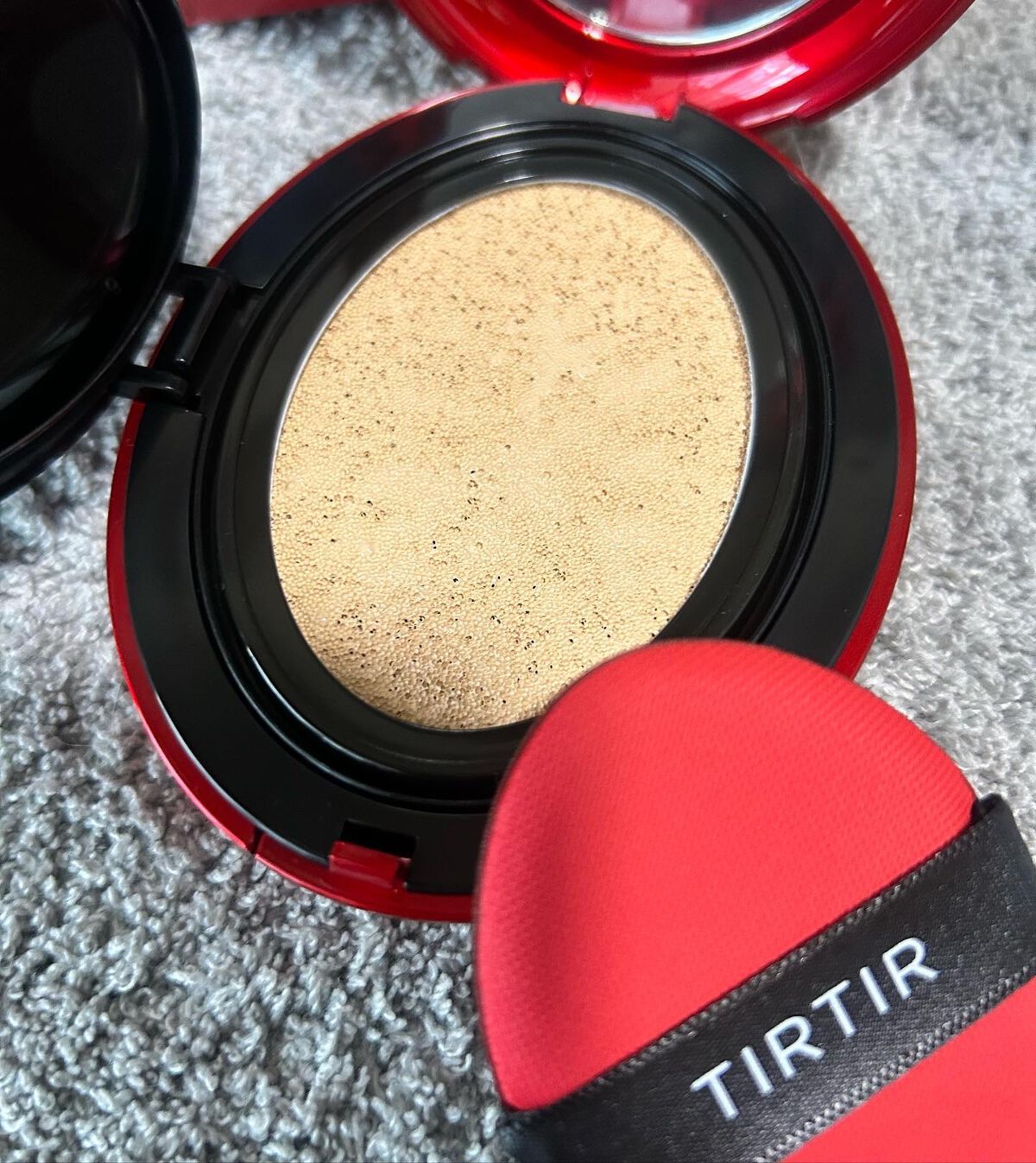 マスク フィット レッド クッション/TIRTIR(ティルティル)/クッションファンデーションを使ったクチコミ（2枚目）