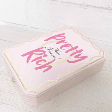 プリティーリッチ ダイアモンドライトアイシャドウパレット/Too Faced/アイシャドウパレットを使ったクチコミ（1枚目）