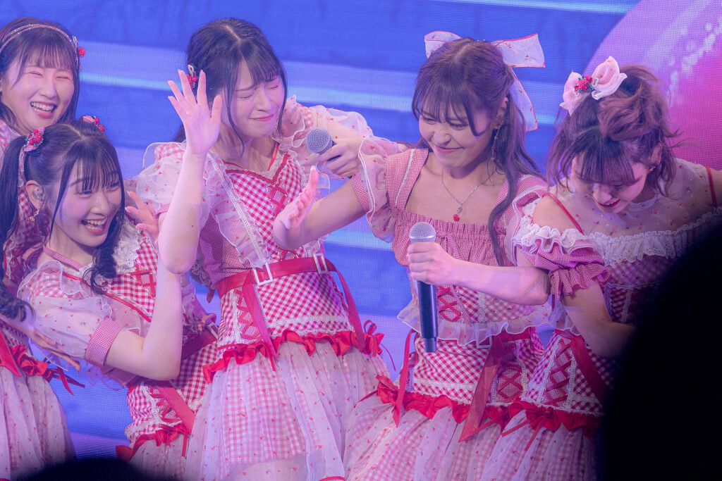 カラフルネイルズ/キャンメイク/マニキュアを使ったクチコミ(4枚目)