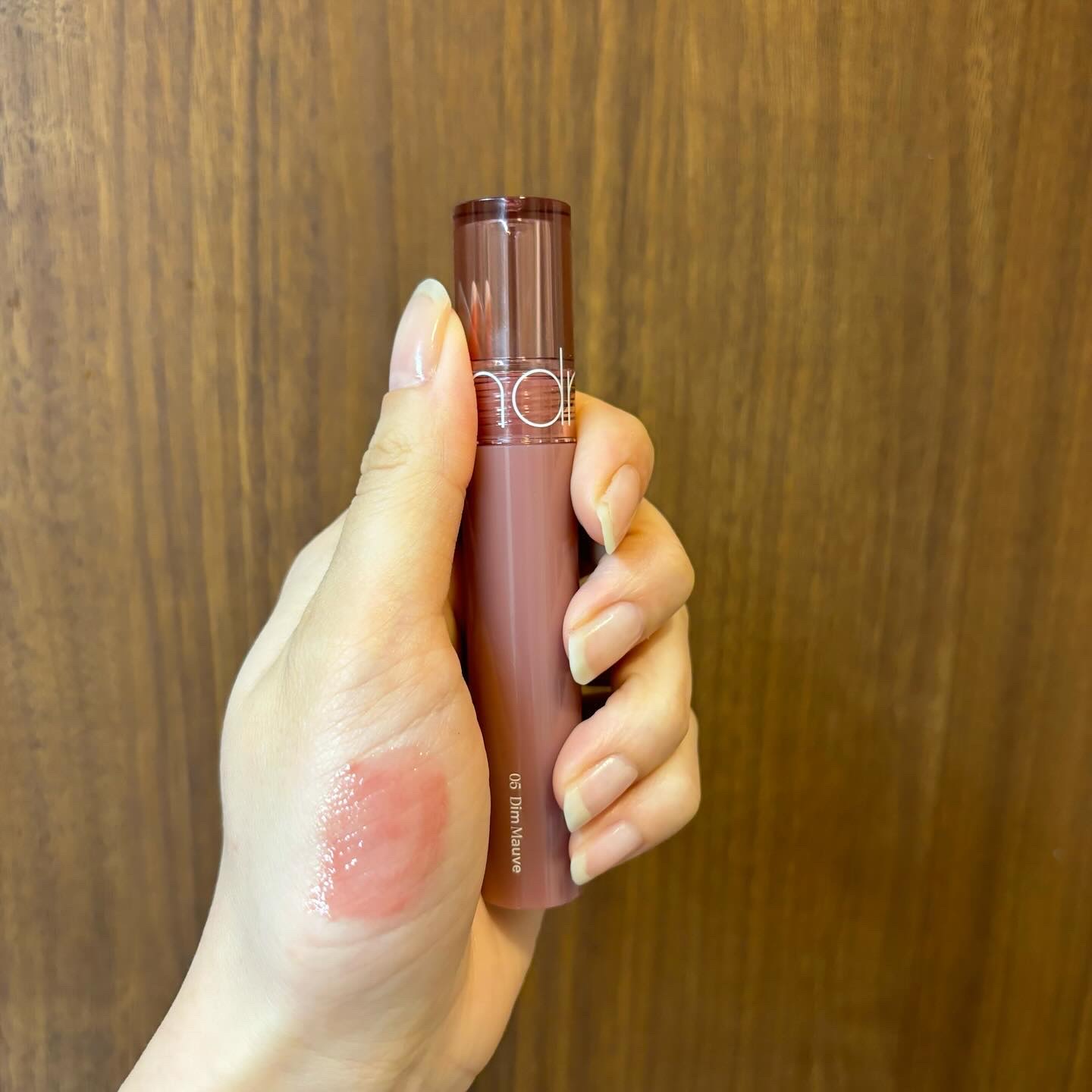 グラスティングカラーグロス/rom&nd/リップグロスを使ったクチコミ（3枚目）