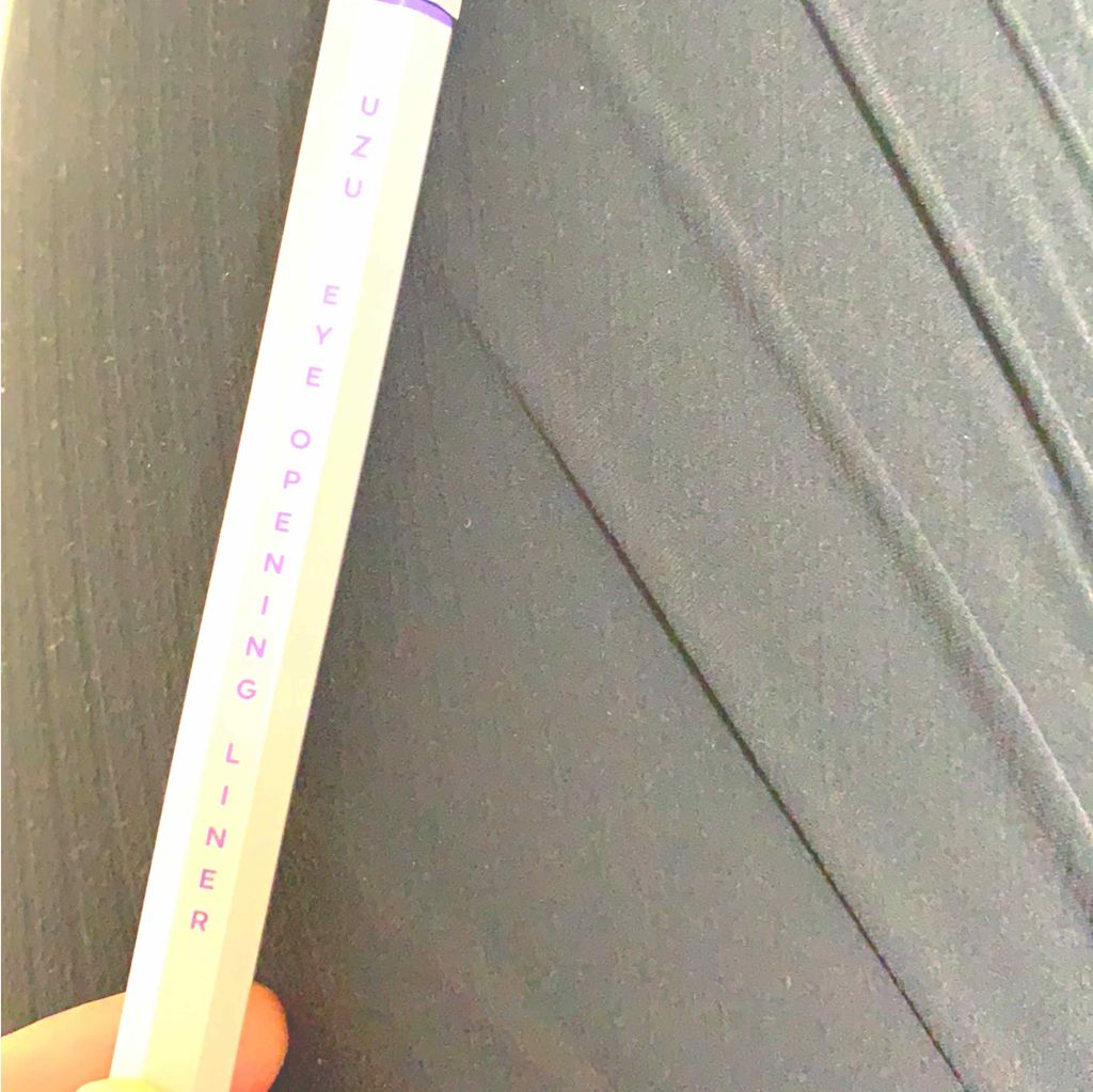 EYE OPENING LINER/UZU BY FLOWFUSHI/リキッドアイライナーを使ったクチコミ（1枚目）