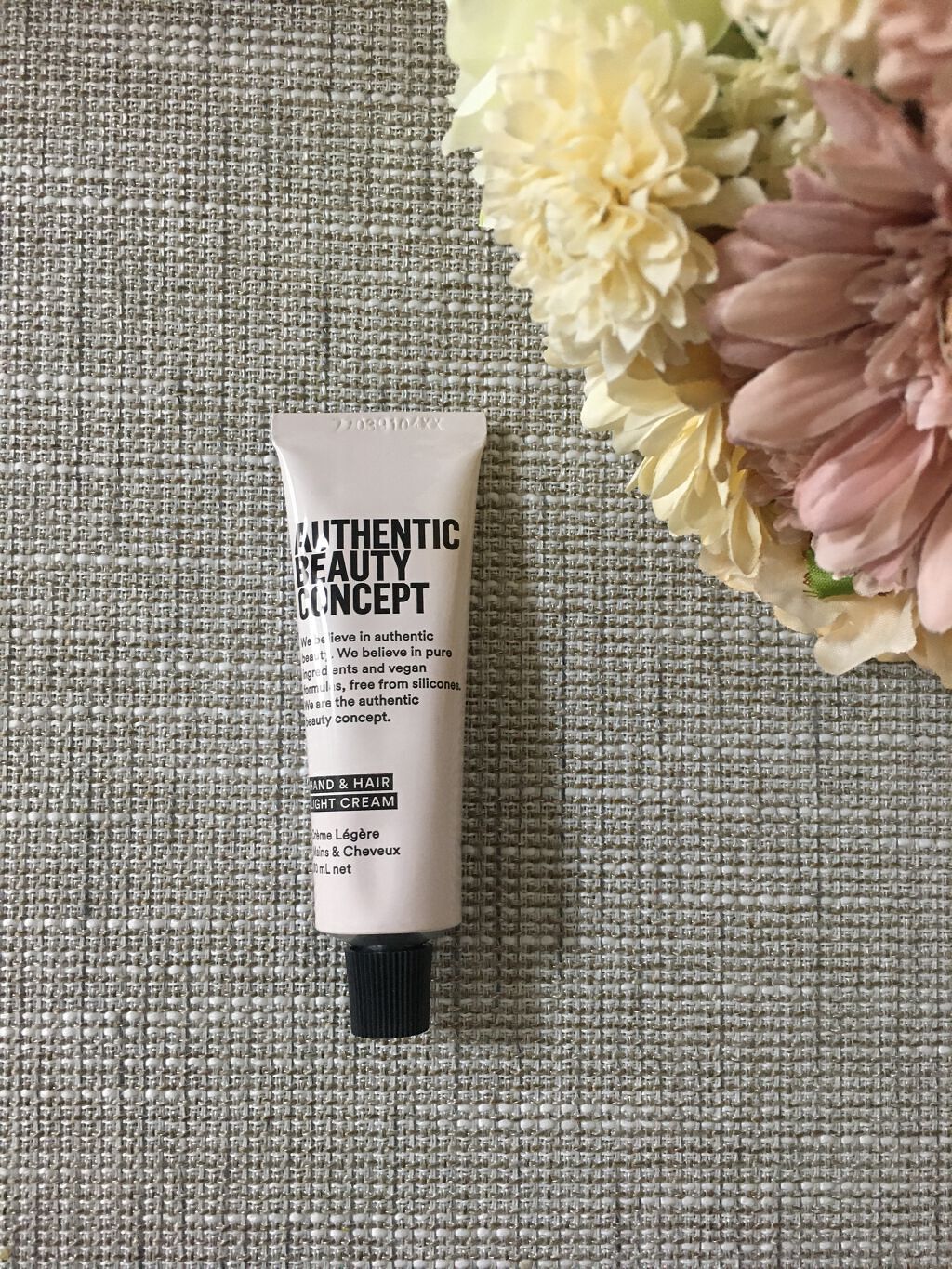 ハンド&ヘア ライトセラム/AUTHENTIC BEAUTY CONCEPT/ハンドクリームを使ったクチコミ(1枚目)