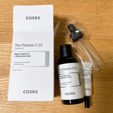 COSRX　ザビタミンC23セラム20ml

ピュアビタミンC配合

LIPSベストコスメ2023 上半期

開封後は冷蔵庫で保管して
2カ月以内に使い切るのがいいみたい！
人工香料不使用。
とろみのあ