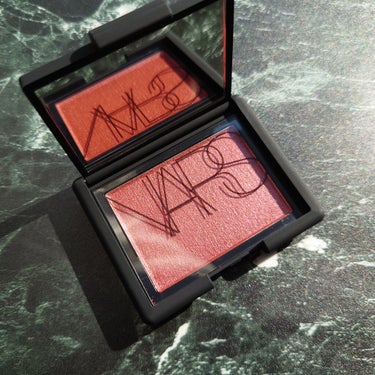 ブラッシュ 4082/NARS/パウダーチークを使ったクチコミ（1枚目）