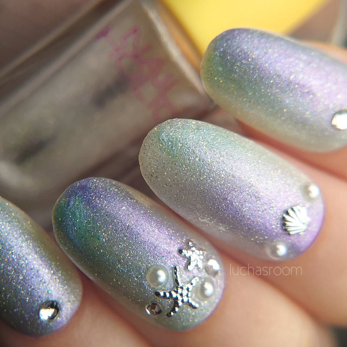 リミテッドカラー(SUMMER PARTY)/ネイルホリック/マニキュアを使ったクチコミ(4枚目)