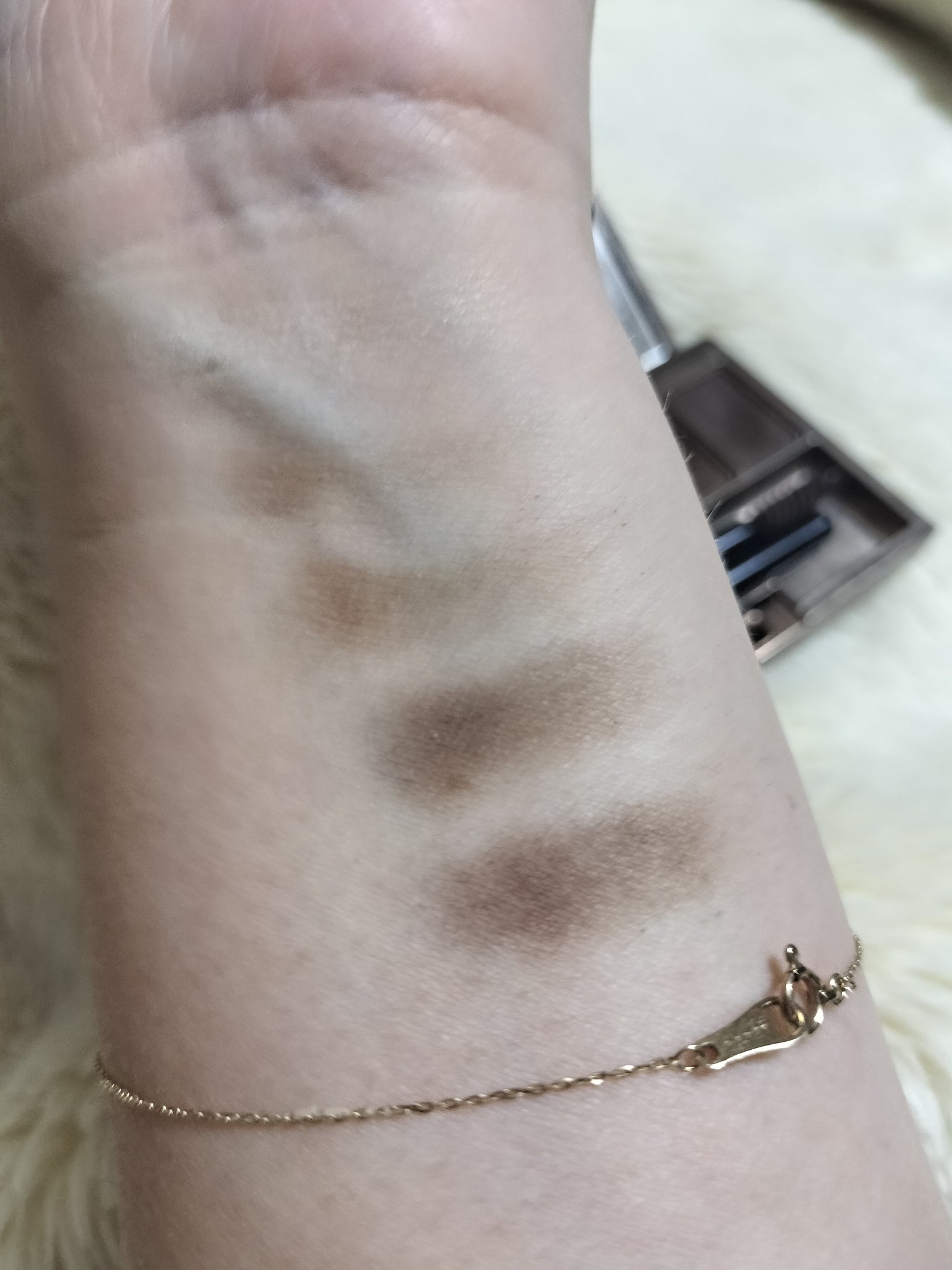 スタイリングアイゾーンコンパクト 01 Natural Brown/LUNASOL/アイシャドウパレットを使ったクチコミ（2枚目）