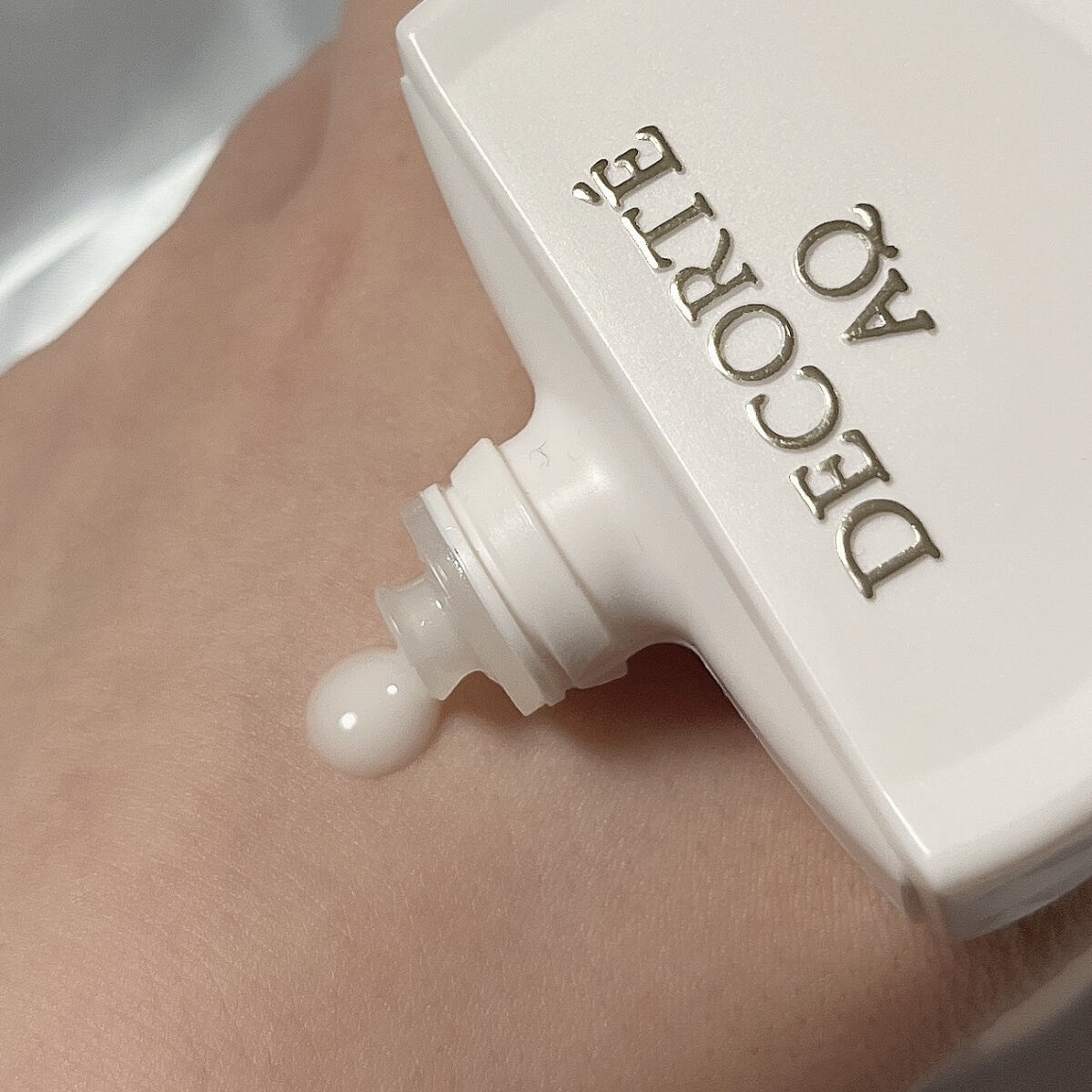 AQ ハンドエッセンス/DECORTÉ/ハンドクリームを使ったクチコミ（3枚目）