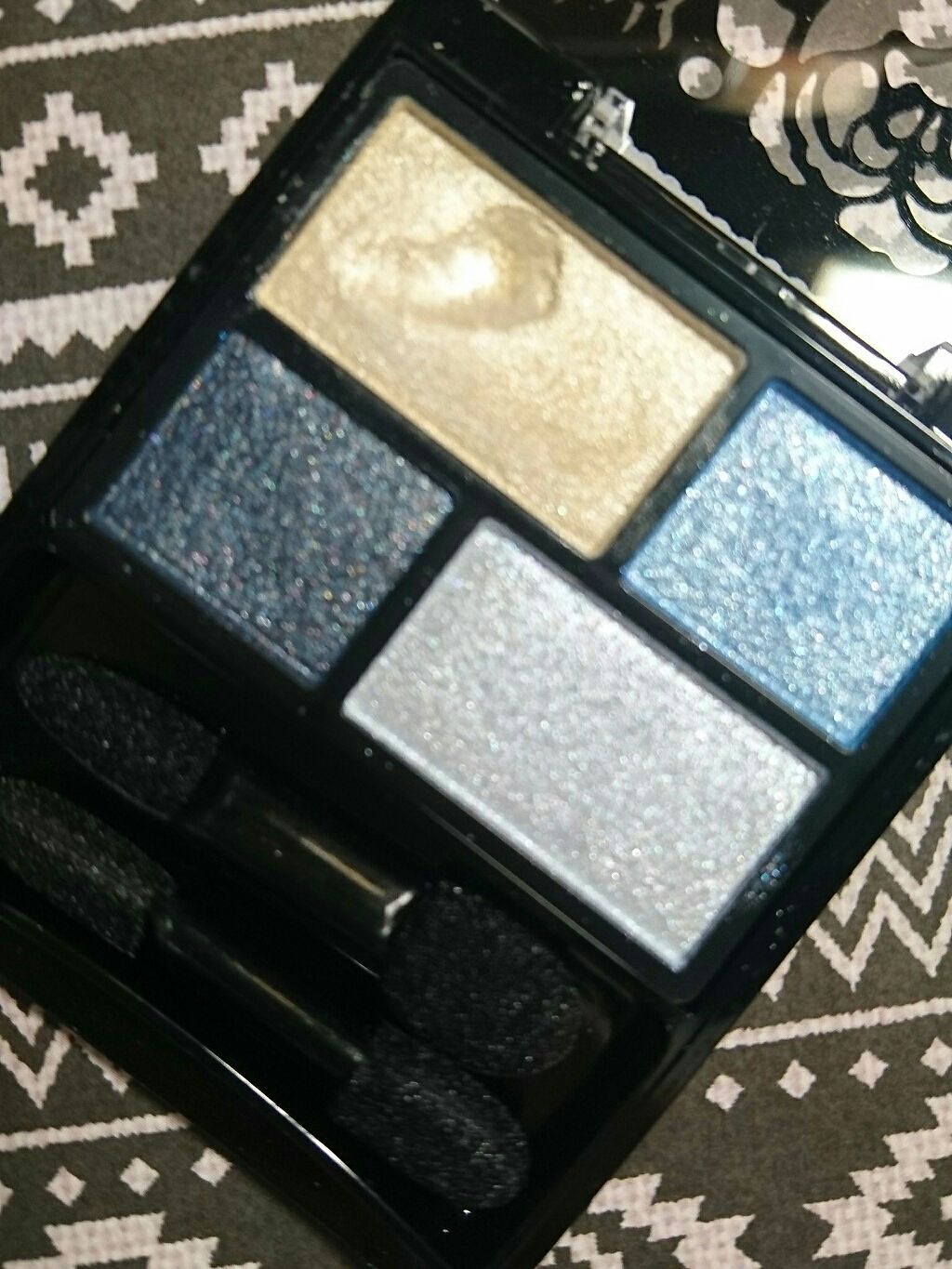 フォーカラーニュアンスアイズ/パルガントン/アイシャドウパレットを使ったクチコミ(4枚目)