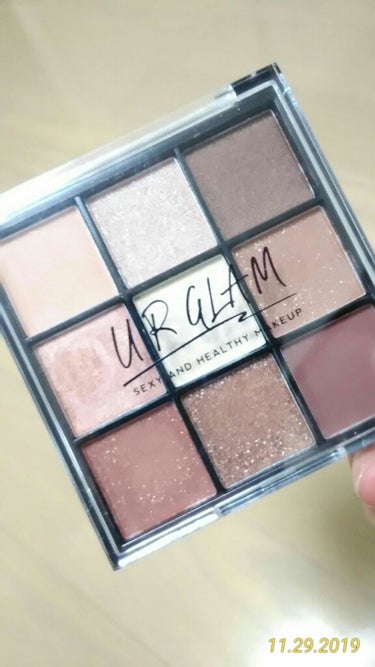 UR GLAM　BLOOMING EYE COLOR PALETTE/U R GLAM/パウダーアイシャドウを使ったクチコミ（1枚目）