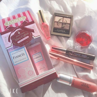 最近の購入品👛✨

💄FIANCEE ボディミストandハンドクリームセット（ たまたまセットで売られてました！）
¥1,200

💄CANMAKE クリームチークCL08
¥580

💄CANMAKE