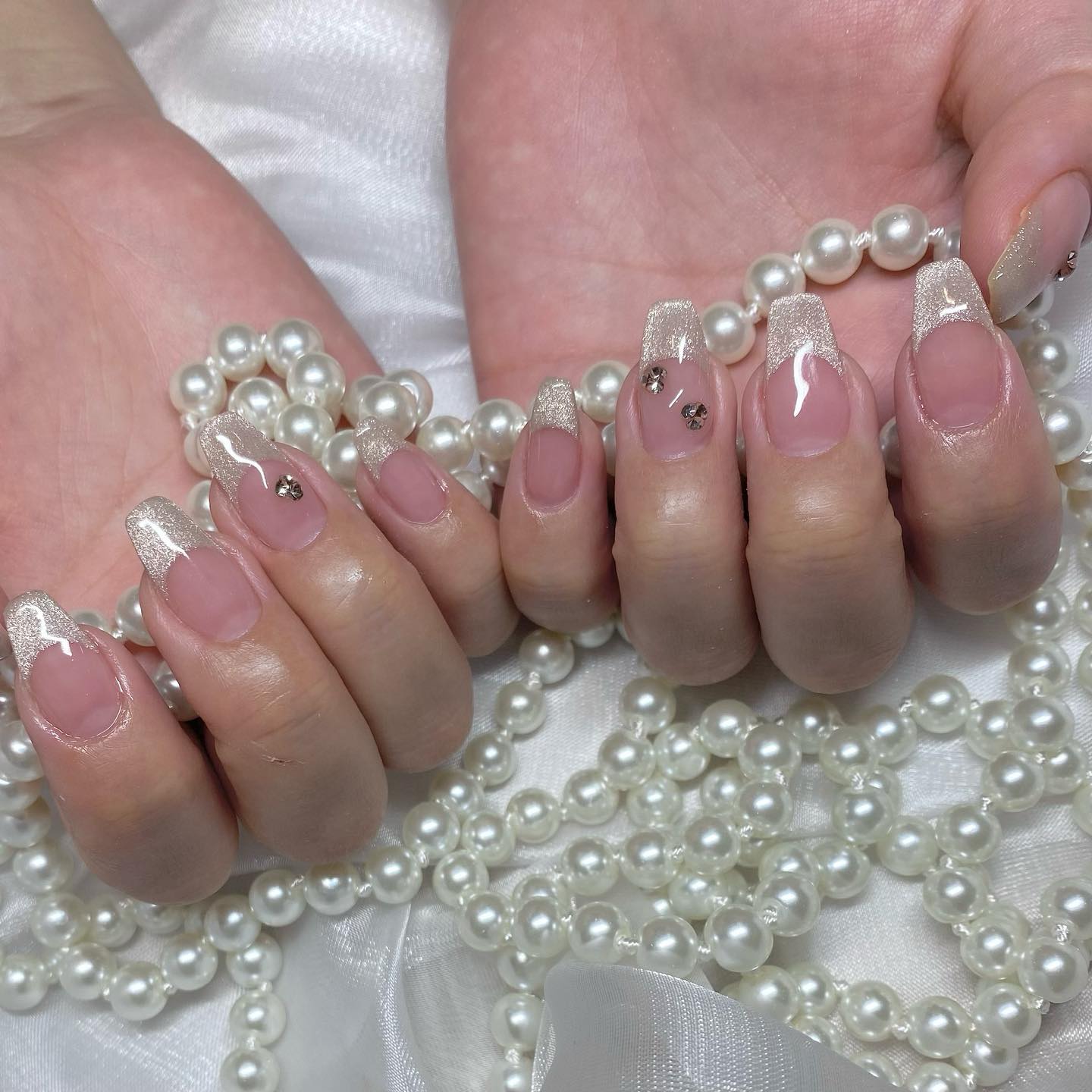 #マグネットネイル,#フレンチネイル,#きれいめネイル,#オフィスネイル,#ブライダルネイル,#ウエディングネイル,#ピンクネイル,#ちゅるんネイル,#春ネイル,#ワンホンネイル,#韓国ネイル,#トレンドネイルのネイルデザイン