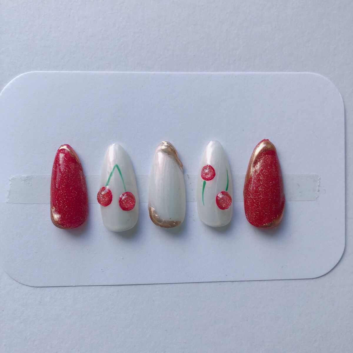 #さくらんぼネイル,#ミラーネイル,#ジェルネイルのネイルデザイン