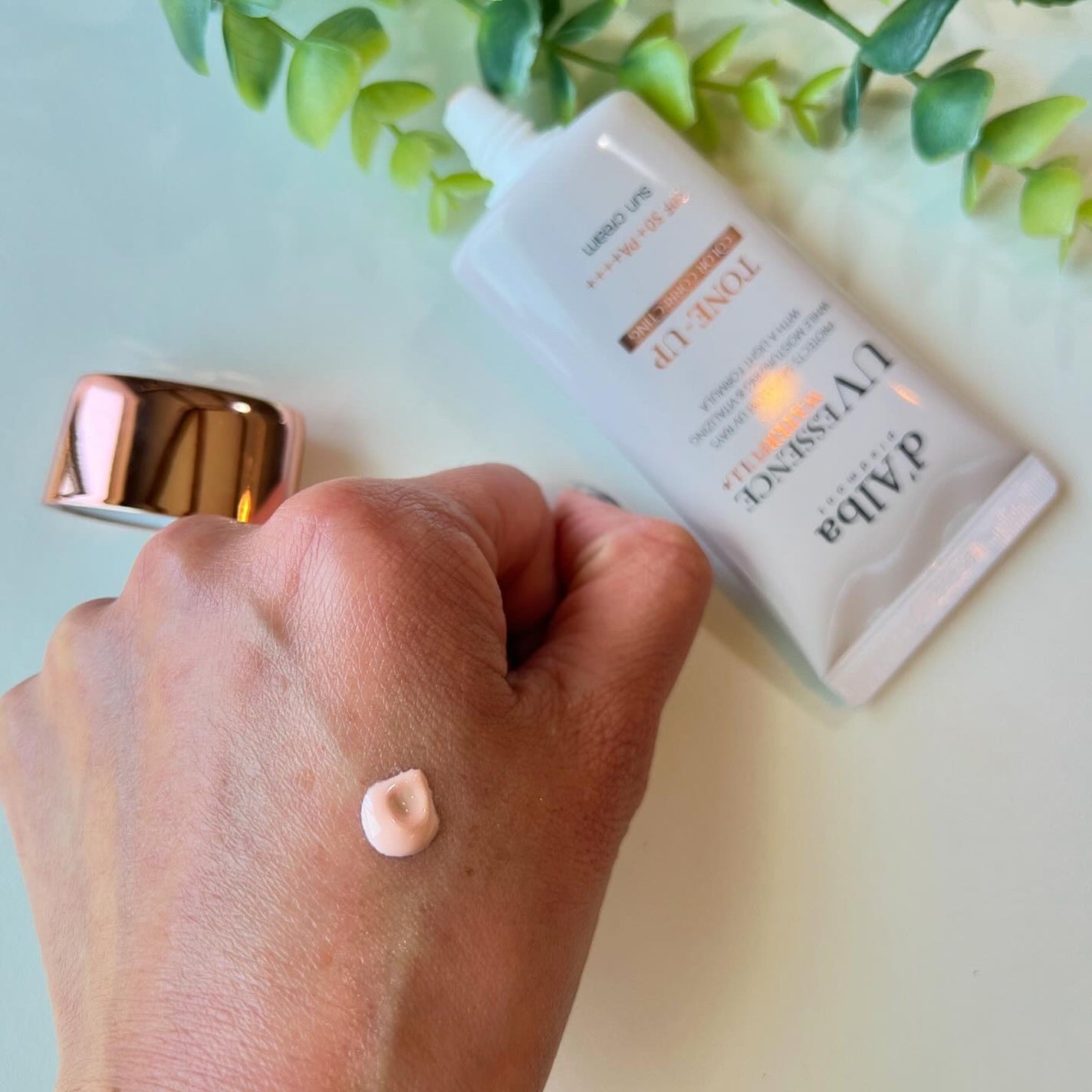 ウォータフルトーンアップサンクリーム/ダルバ/日焼け止めクリームを使ったクチコミ(4枚目)