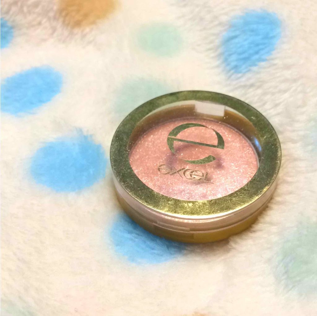 シャイニーシャドウ N/excel/単色アイシャドウを使ったクチコミ（1枚目）