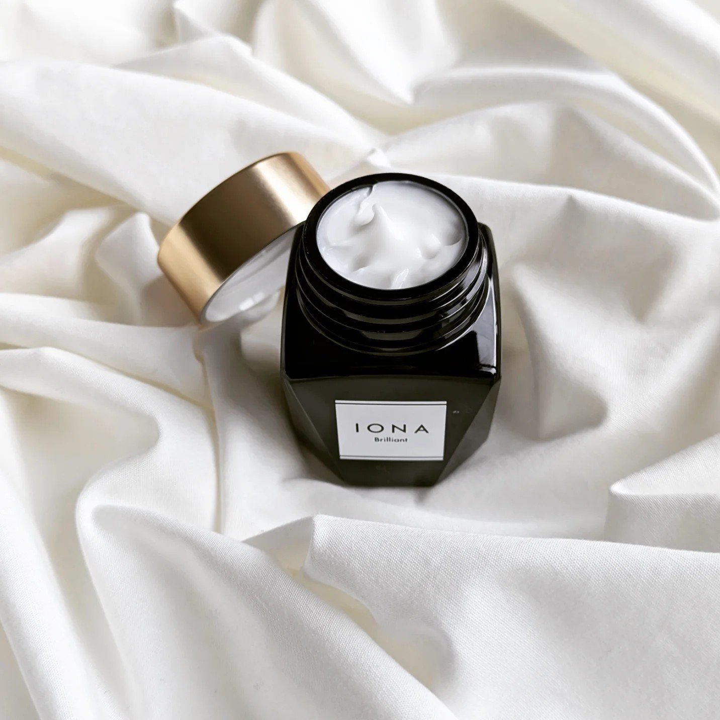 イオン クリーム ブリリアント/IONA/化粧下地を使ったクチコミ（2枚目）