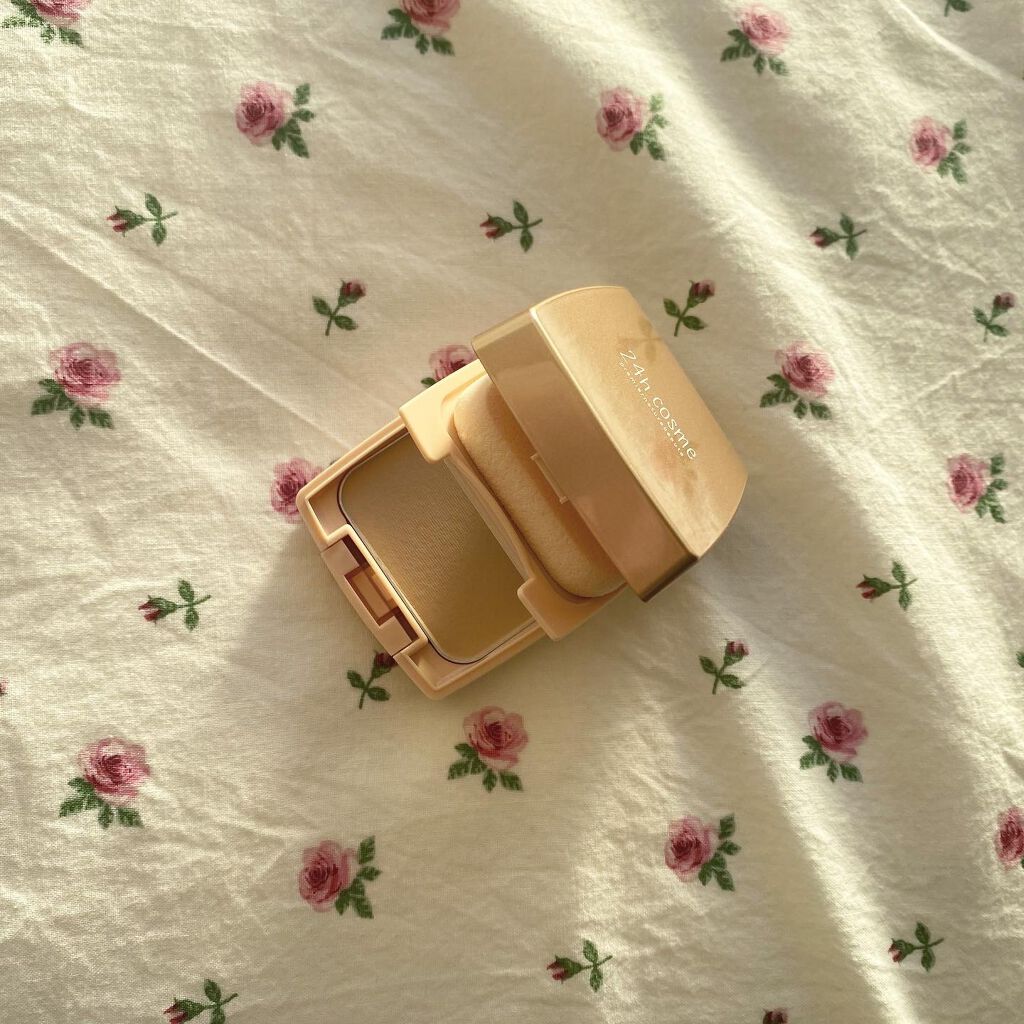 24 ミネラルモイストパウダーファンデ/24h cosme/パウダーファンデーションを使ったクチコミ(2枚目)