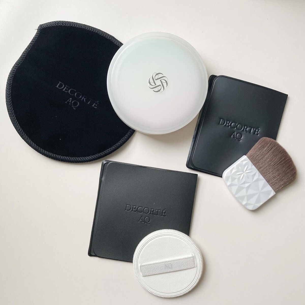 AQ オーラ リフレクター/DECORTÉ/プレストパウダーを使ったクチコミ(3枚目)