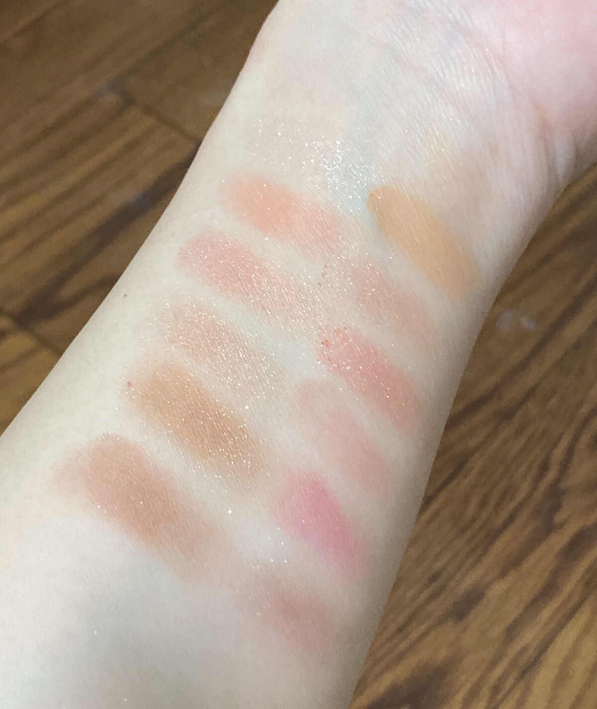 バレンタインボックス2 ピーチパレット/VAVI MELLO/アイシャドウパレットを使ったクチコミ(4枚目)