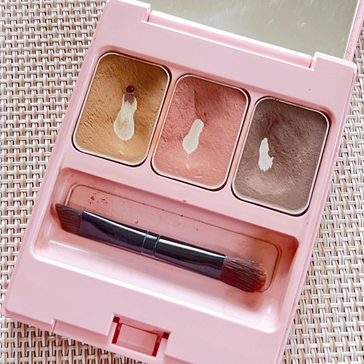 フーミー アイブロウパウダー/WHOMEE/パウダーアイブロウを使ったクチコミ(2枚目)