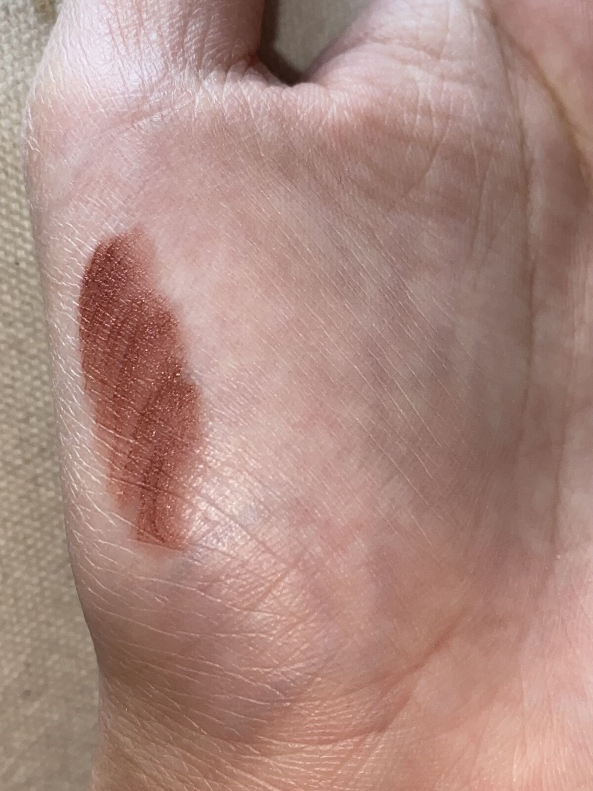 パウダー キス リキッド リップカラー オーバー ザ トープ/M・A・C/口紅を使ったクチコミ（2枚目）