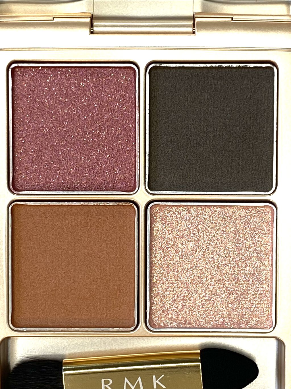  ローズウッドデイドリーム 4アイズ /RMK/アイシャドウパレットを使ったクチコミ（2枚目）
