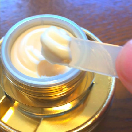 アテニア インナーエフェクターのクチコミ「 #最近のスキンケア
アテニアのスキンケア商品の最高峰
インナーエフェクター😻💗💜
夜用美.....」(2枚目)